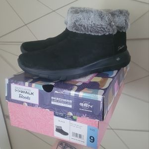 Black Sketchers Booties sz 9 NWT